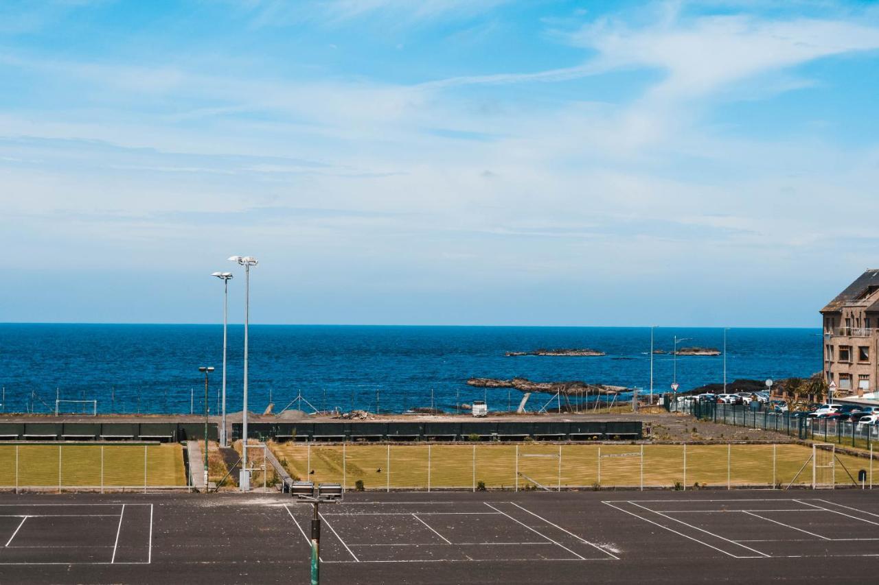 Luxury Sea View Apartment Portrush Exterior foto